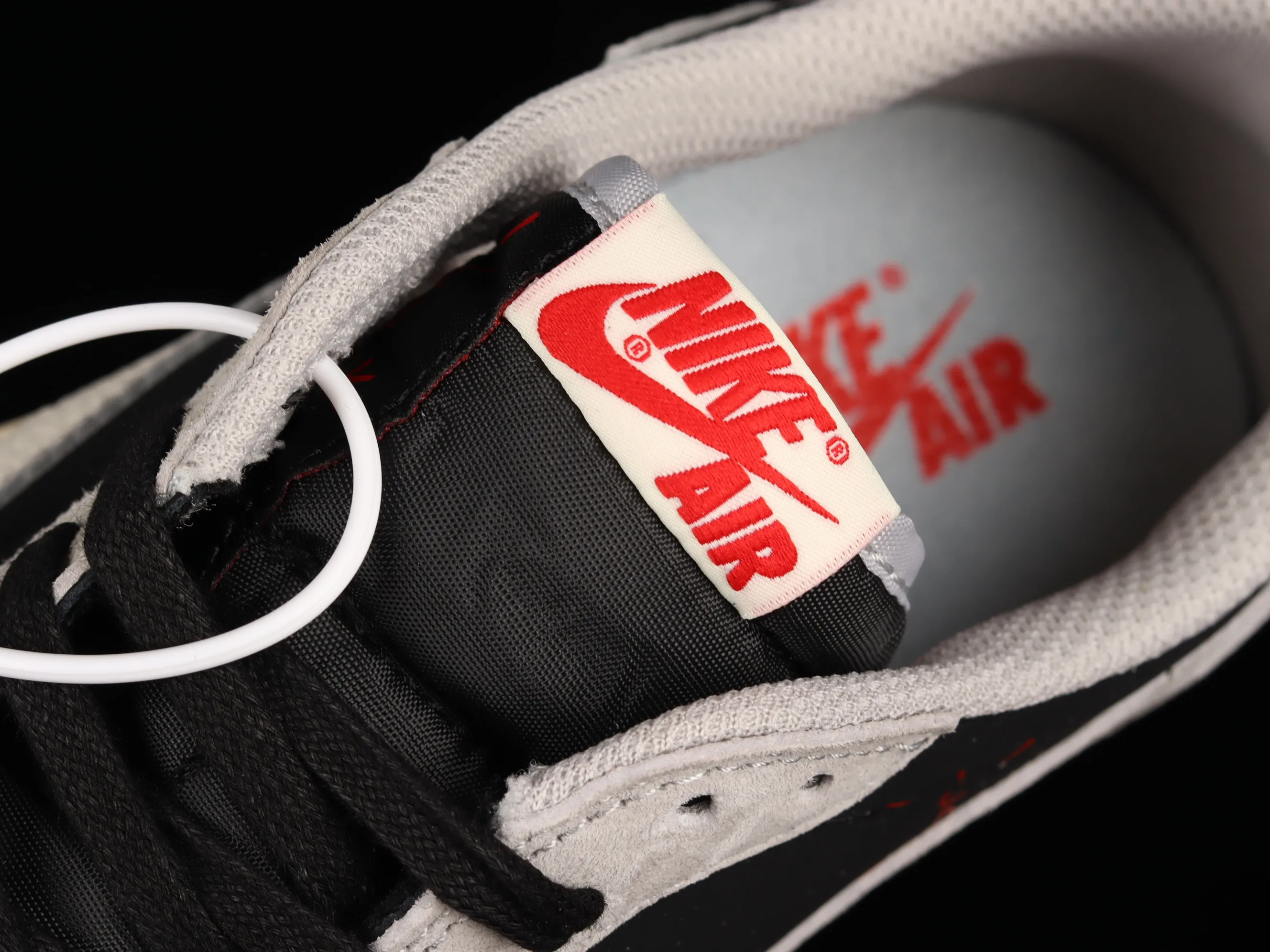 All categories Air Jordan Jordan series basketball shoes Air Jordan 1 Low Travis Scott x Air Jordan 1 Low OG AJ1 Joe 1 white black gray barb joint casual sports basketball shoes DM7866-010